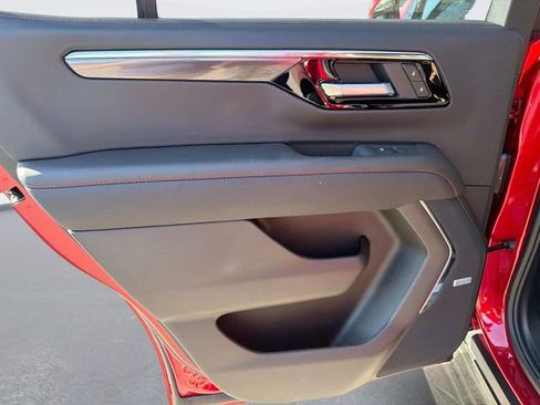 New 2026 Chevrolet Tahoe RST w/ Advanced Technology Package image 12