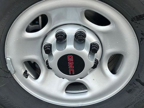 New 2025 GMC Savana 2500 w/ Enhanced Convenience Package image 21