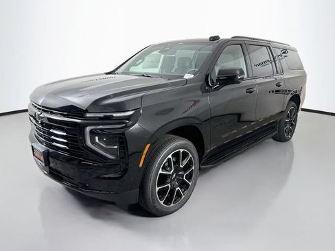 New 2026 Chevrolet Suburban RST w/ RST Capability Package AWD/4WD image 3