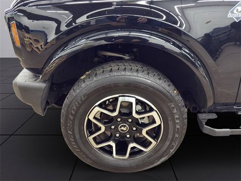 Used 2023 Ford Bronco Outer Banks image 22