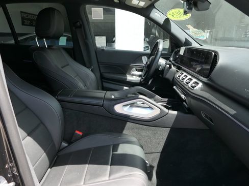 Used 2025 Mercedes-Benz GLE 450 4MATIC image 23