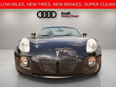 Used 2007 Pontiac Solstice GXP w/ Premium Package RWD image 9