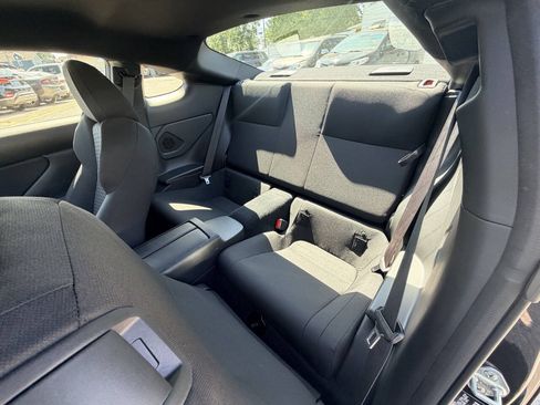 Used 2025 Toyota GR86 RWD image 44