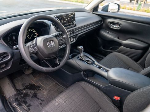 Used 2024 Honda HR-V LX image 4