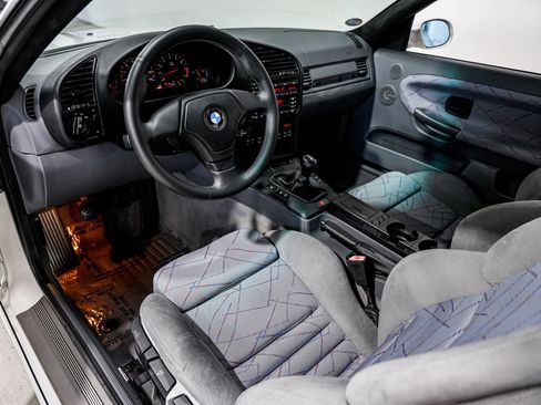Used 1997 BMW M3 Coupe RWD image 9
