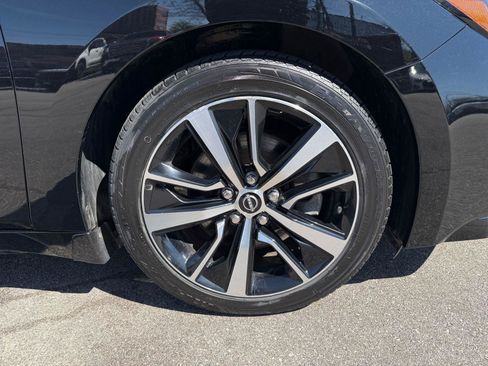 Used 2023 Nissan Maxima SL FWD image 30