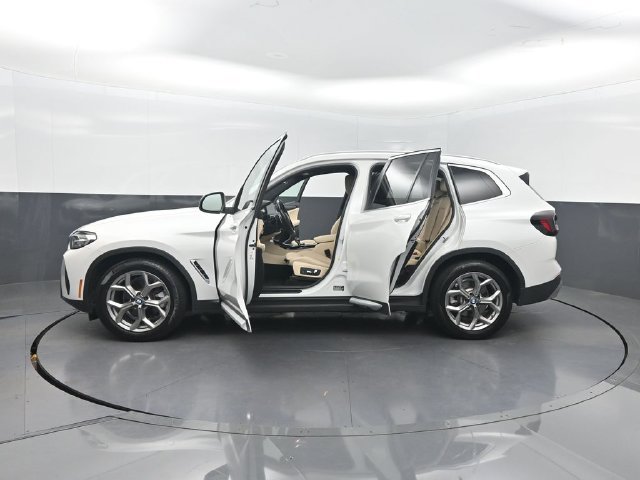 Used 2022 BMW X3 sDrive30i RWD image 34