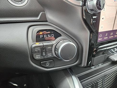 New 2026 RAM 1500 Big Horn AWD/4WD image 19