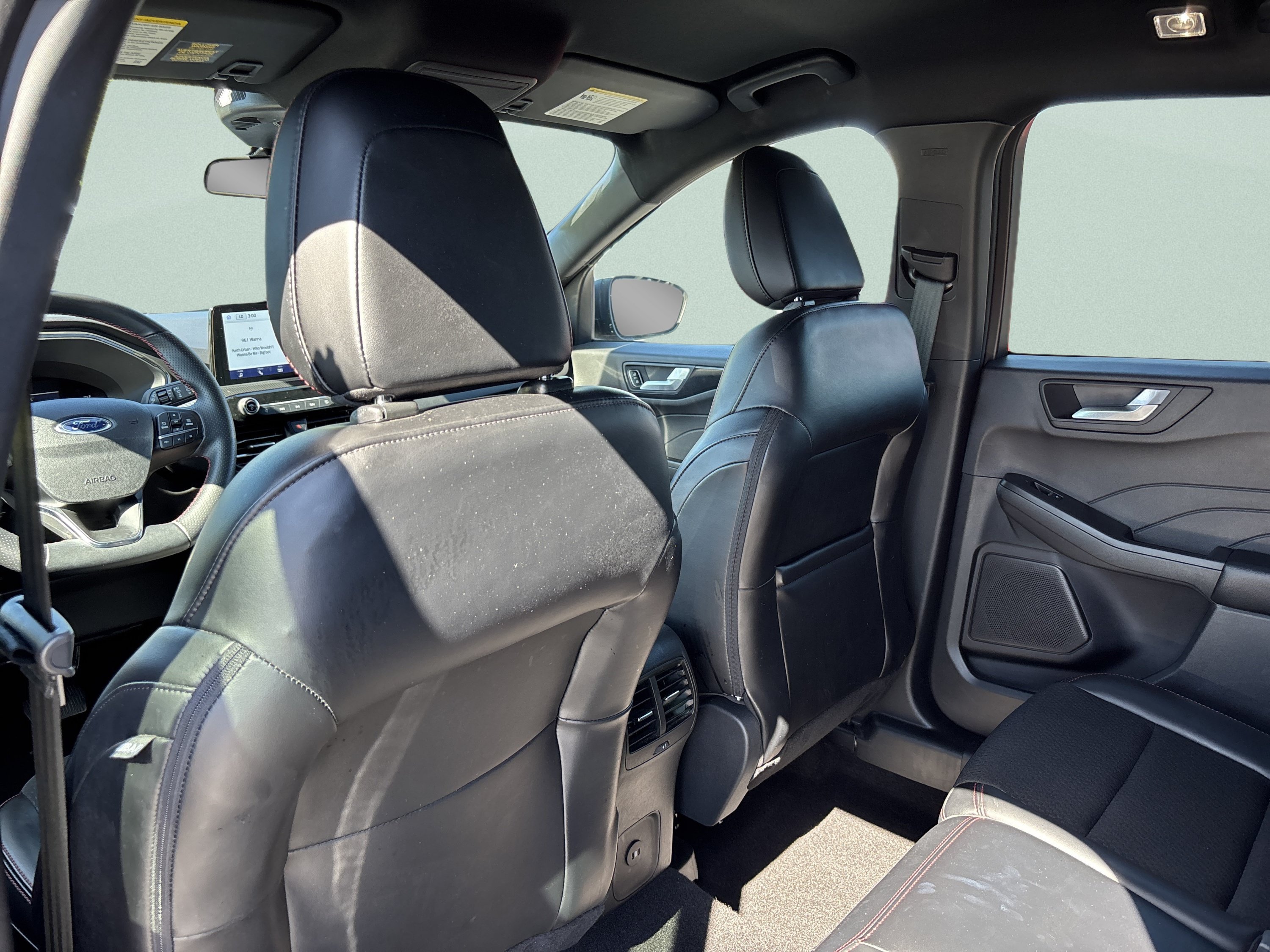Used 2025 Ford Escape ST-Line AWD/4WD image 17