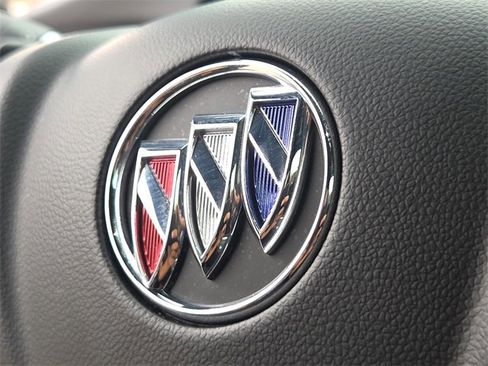 Used 2022 Buick Enclave Avenir w/ Avenir Technology Package image 23