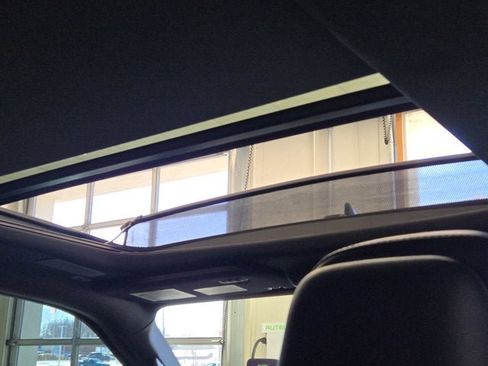 Used 2023 Lincoln Navigator Reserve image 10