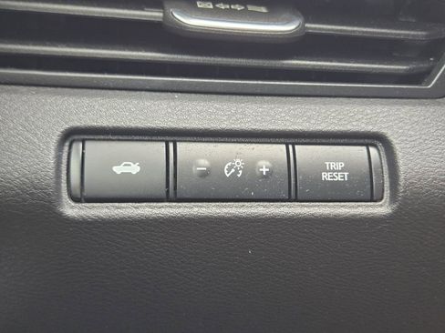 Used 2025 Nissan Altima 2.5 SR w/ SR Premium Package image 30