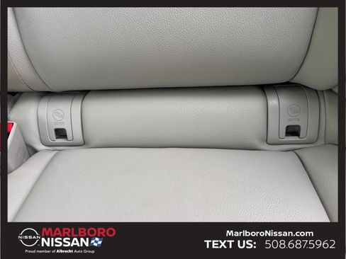 Certified 2025 Nissan Rogue SL w/ Tech Package image 18