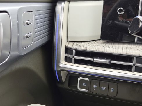 New 2025 Hyundai Santa Fe Calligraphy image 25