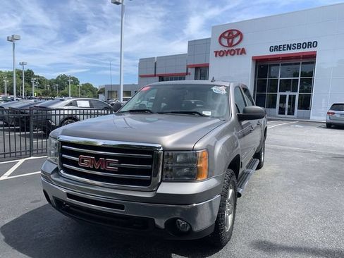 Used 2013 GMC Sierra 1500 SLE w/ Power Tech Package AWD/4WD image 1