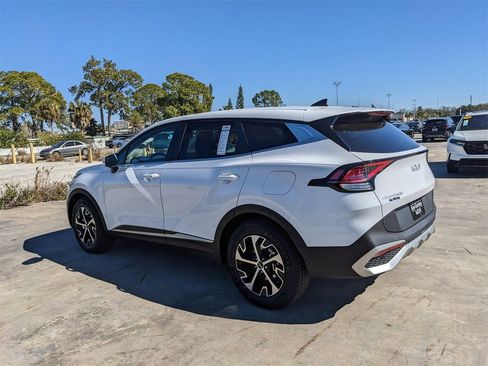 Certified 2023 Kia Sportage EX image 7