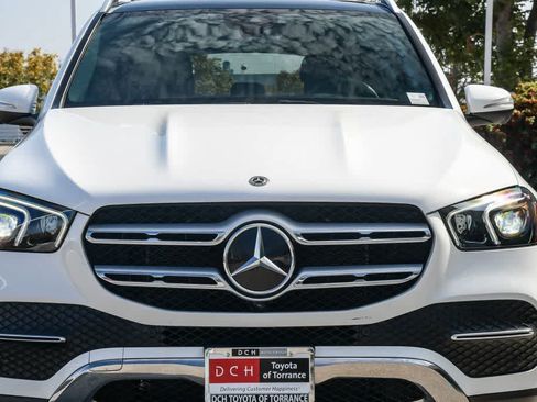 Used 2020 Mercedes-Benz GLE 350 4MATIC w/ Premium Package image 5