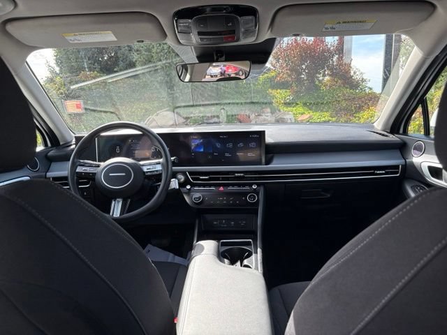 Used 2025 Hyundai Sonata SEL FWD image 12