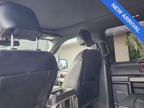 Used 2016 Ford F150 Platinum w/ Equipment Group 701A Luxury AWD/4WD image 7