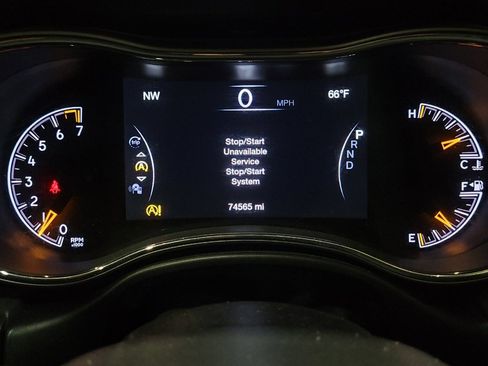 Used 2019 Jeep Grand Cherokee Limited AWD/4WD image 23