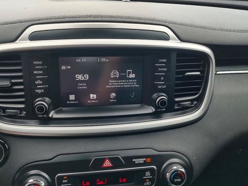 Used 2020 Kia Sorento EX FWD image 16