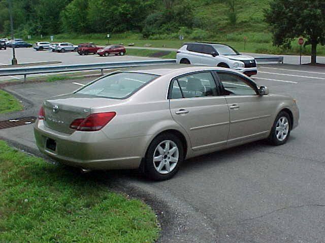 Used 2008 Toyota Avalon XL FWD image 8