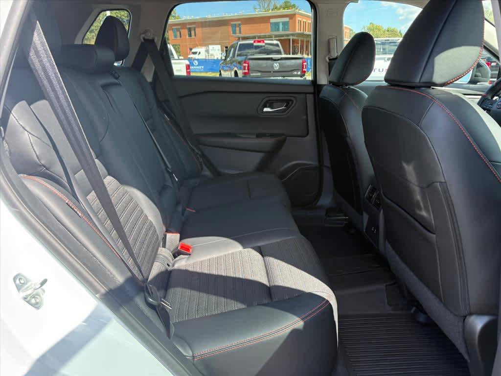 Used 2025 Nissan Rogue SV w/ Rock Creek Premium Package AWD/4WD image 7