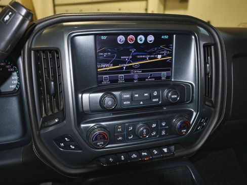 Used 2018 Chevrolet Silverado 2500 LTZ w/ Duramax Plus Package image 14