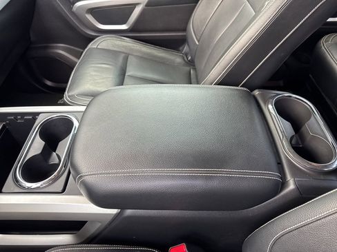 Used 2018 Nissan Titan PRO-4X w/ Pro-4x Convenience Package image 52