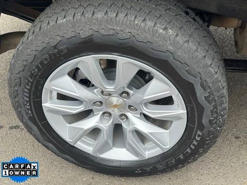 Used 2023 Chevrolet Silverado 1500 Custom image 9
