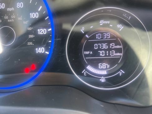 Used 2022 Honda HR-V LX image 6