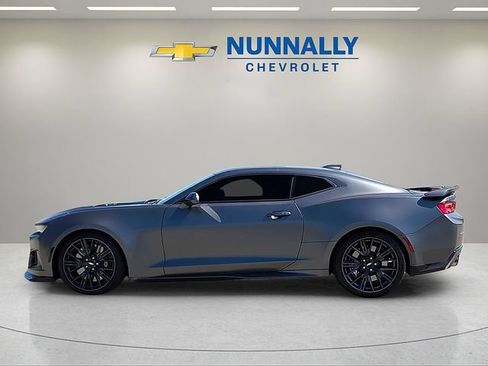 Used 2017 Chevrolet Camaro ZL1 RWD image 2