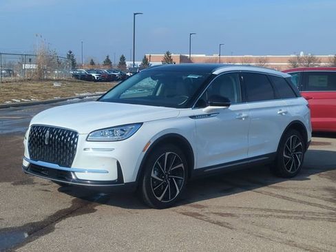 Used 2023 Lincoln Corsair Reserve w/ Equipment Group 201A image 7