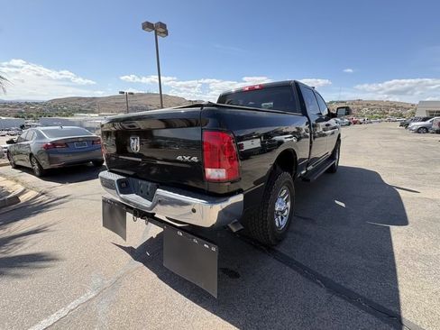 Used 2018 RAM 2500 Tradesman w/ Chrome Appearance Group AWD/4WD image 5