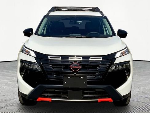 Used 2025 Nissan Rogue SV w/ Rock Creek Premium Package image 2