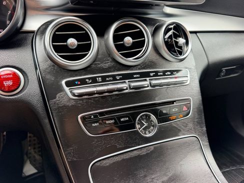 Used 2016 Mercedes-Benz C 300 4MATIC Sedan image 39