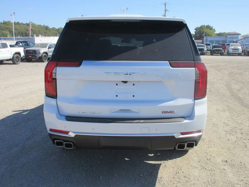 New 2026 GMC Yukon XL Denali w/ Sun & Power Step Package image 5