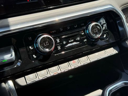 New 2026 GMC Sierra 3500 Denali Ultimate AWD/4WD image 29