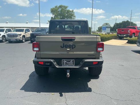Used 2020 Jeep Gladiator Sport w/ Quick Order Package 24S AWD/4WD image 6