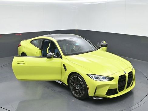 Used 2021 BMW M4 Competition w/ Executive Package RWD image 60