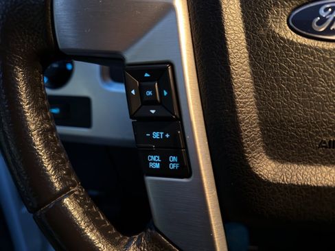 Used 2013 Ford F150 Platinum image 23