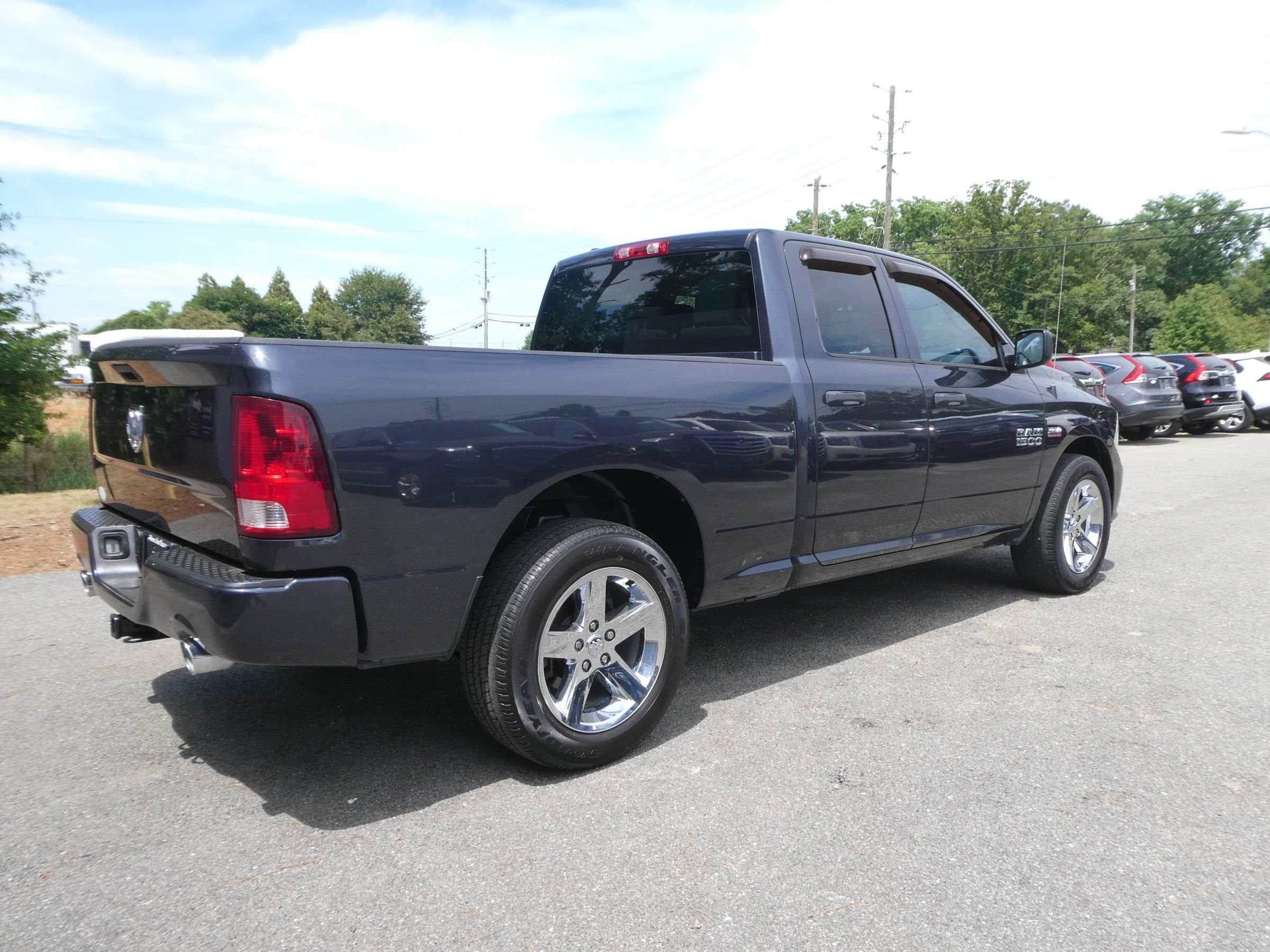 Used 2014 RAM 1500 Express RWD image 5