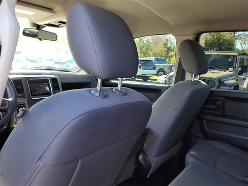 Used 2018 RAM 1500 Express image 11
