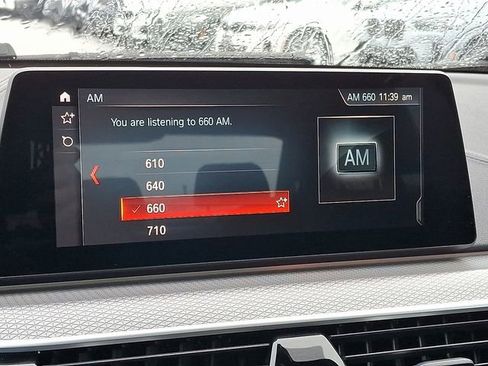 Used 2019 BMW M550i xDrive w/ Dynamic Handling Package image 21