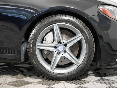 Used 2017 Mercedes-Benz E 300 4MATIC image 12