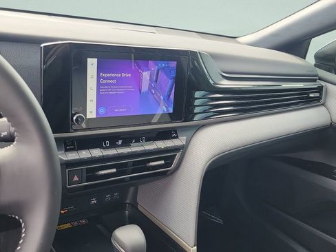 Certified 2026 Toyota Camry SE FWD image 21