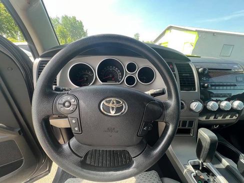 Used 2012 Toyota Tundra 4x4 Double Cab w/ SR5 Pkg image 31