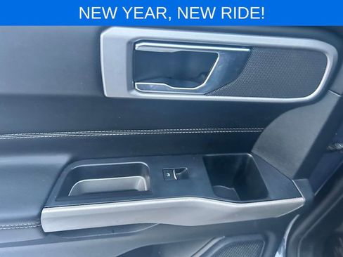 Certified 2021 Ford Explorer XLT w/ Class III Trailer Tow Package image 17