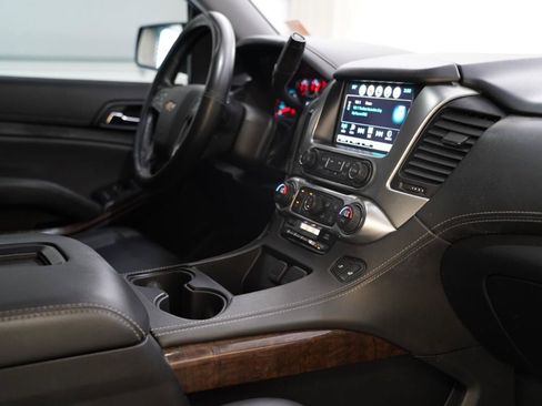 Used 2019 Chevrolet Tahoe LT AWD/4WD image 17