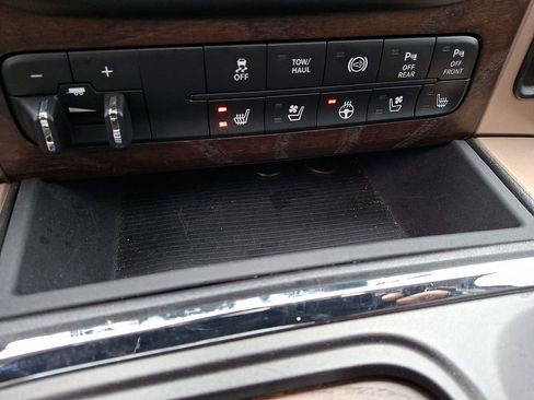 Used 2016 RAM 2500 Longhorn AWD/4WD image 31